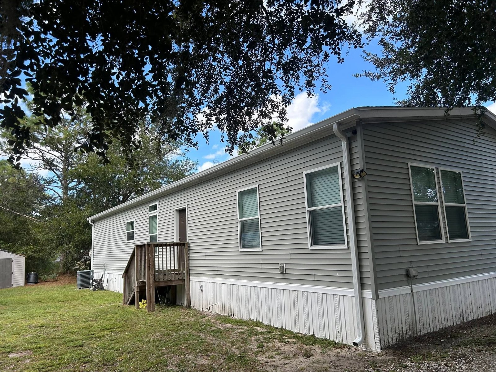 Brevard County home with newly installed seamless gutters